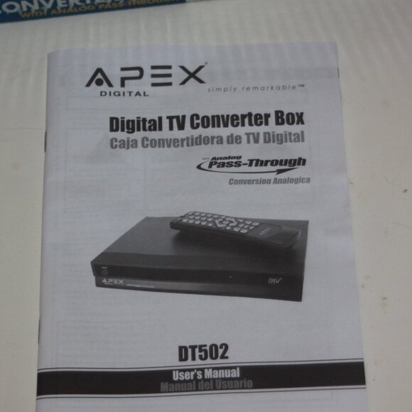 APEX Tv Digital Converter Box With Remote DT502 NEW IN BOX - Picture 2 of 3
